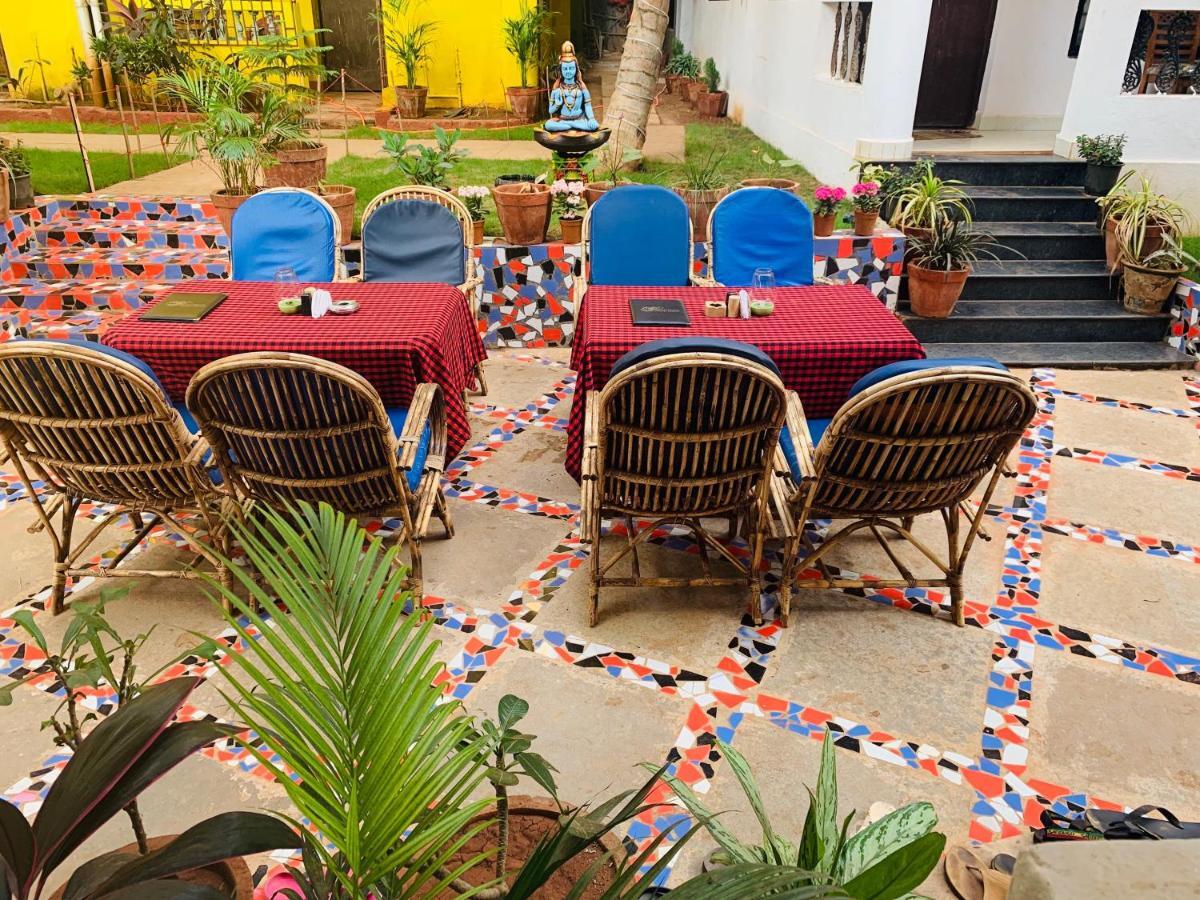 Savitri Guest House Arambol Eksteriør billede